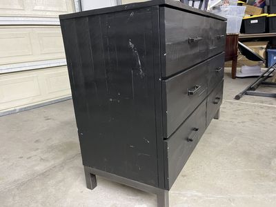 Black 6-Drawer Dresser