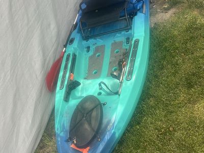 Lakewalker 106 Kayak - Blue/Green, Sit-on-Top Design, with Paddle