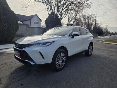 2022 Toyota Venza XLE