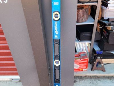 Empire True Blue Aluminum Box Level