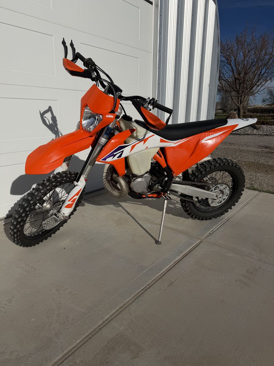 2023 KTM 300xcw