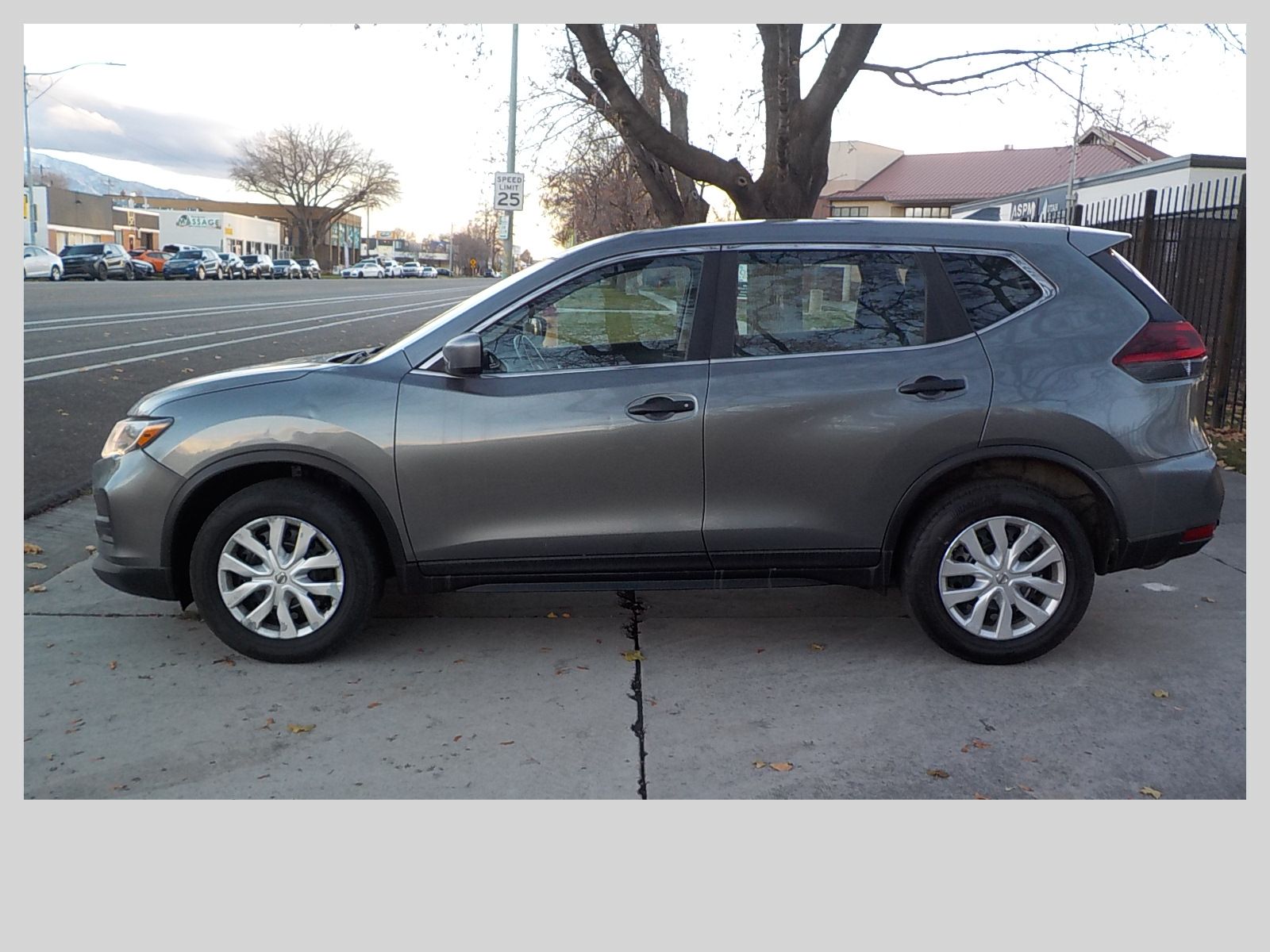 2018 Nissan Rogue S