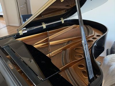 Kimball Viennese Classic P670 Grand Piano