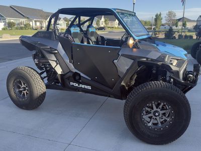 Polaris RZR xp 1000 turbo