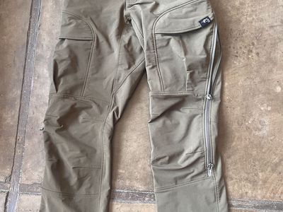 Stone Glacier De Havilland Pants Small (30x31) Tarmac
