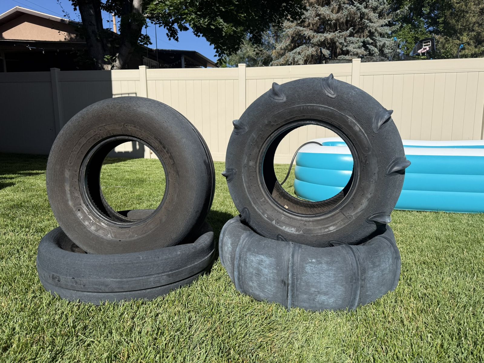 32" Sandcraft Paddle Tires w/ Method MR406 Beadlock Wheels
