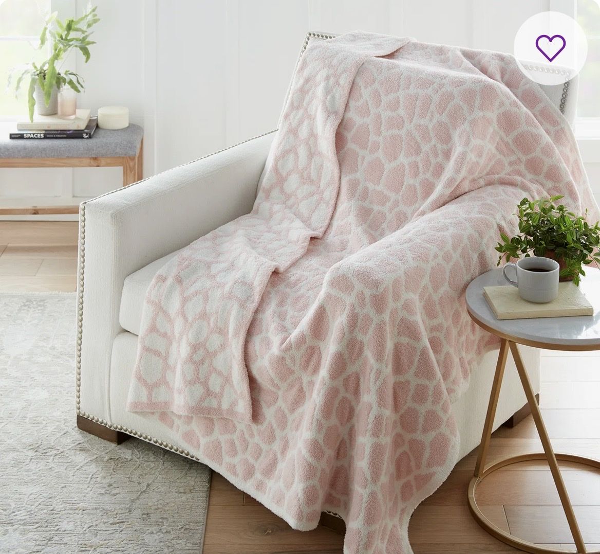 New, Knit Throw Blanket 60" x 70" Inches, Soft Comfy Decorative Throw for Couch Bed Sofa Travel, Giraffe Blush