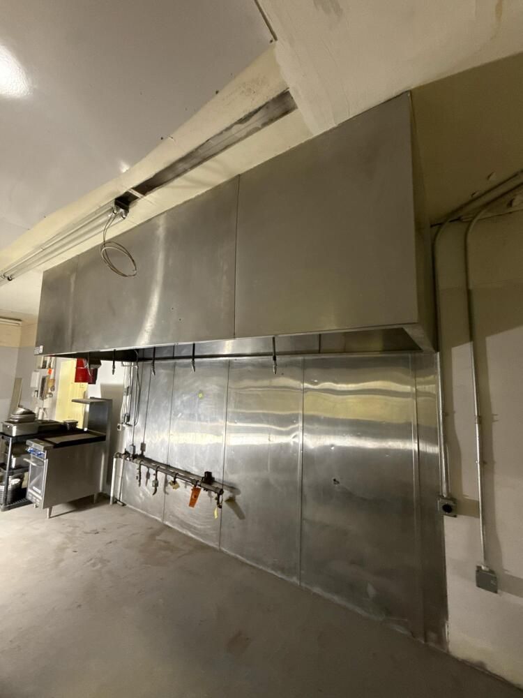 Main image 13