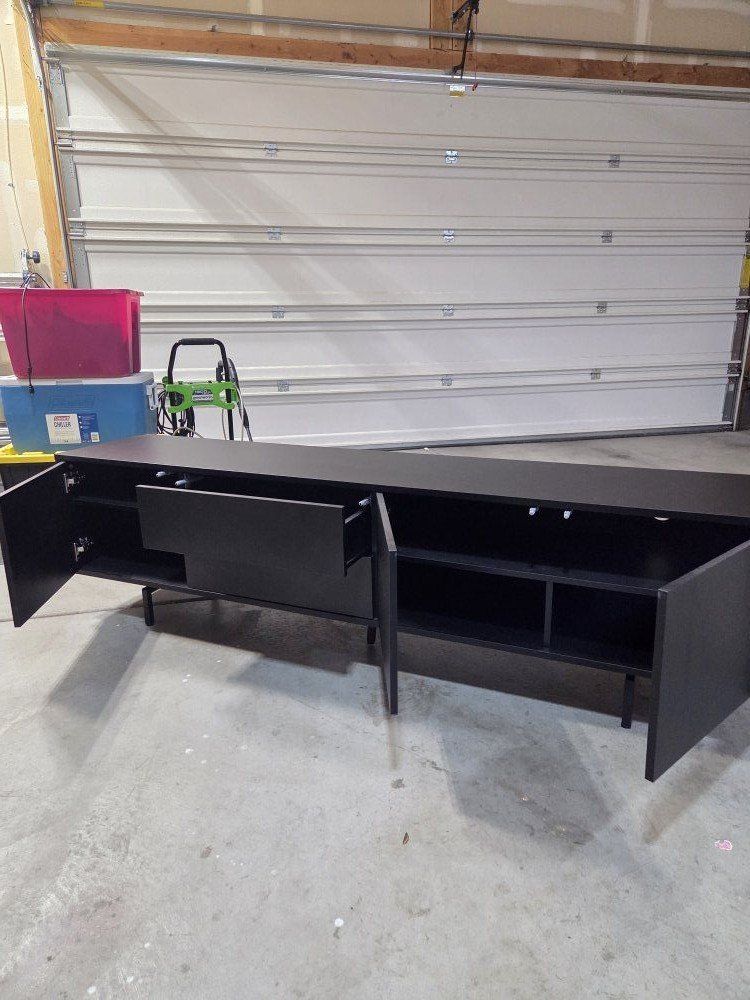 TV Hutch *Like New*