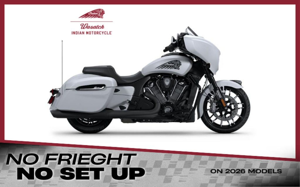 2025 Indian Motorcycle® Chieftain® PowerPlus Dark Horse w/PowerBand Audio Ghost White Metallic Smok