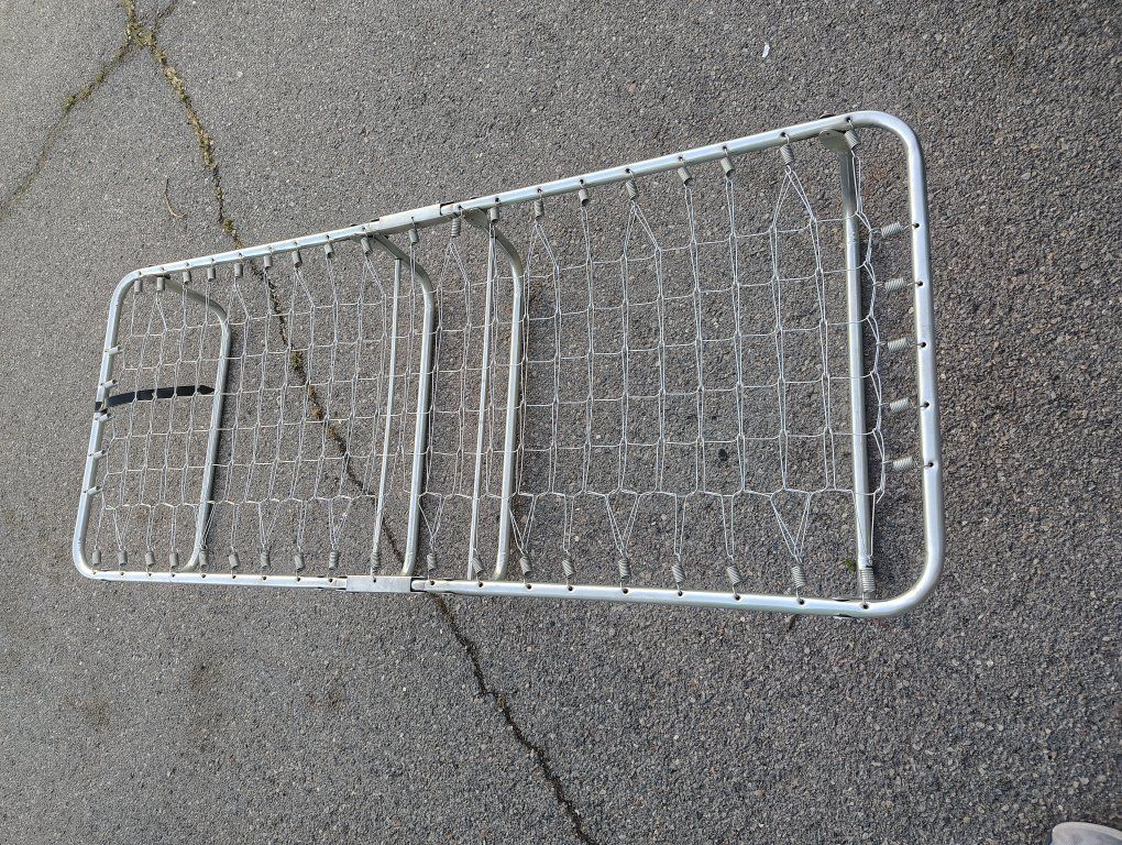 ALUMINUM BED COT 72" L X 29" W