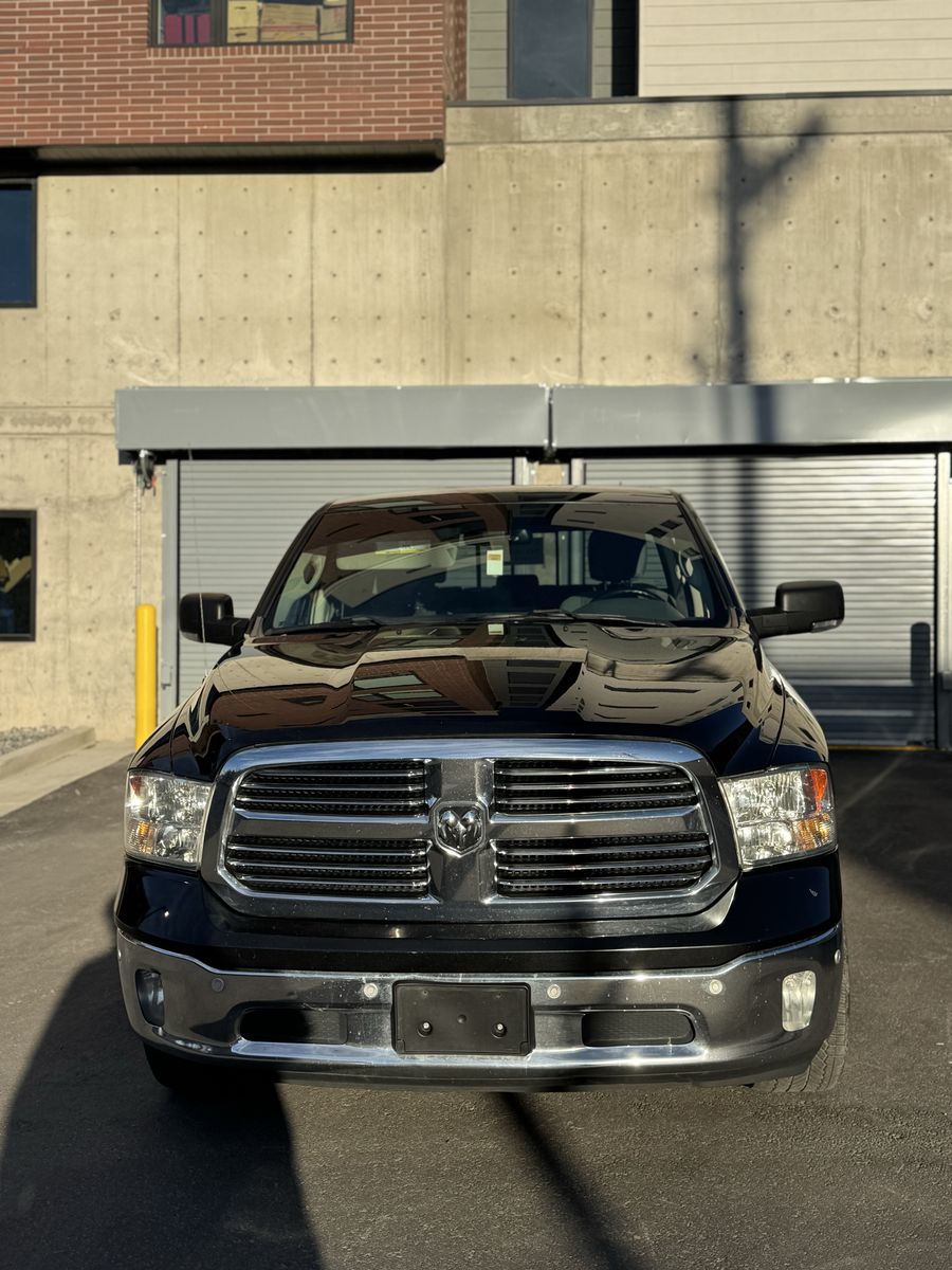 2019 Ram 1500 Classic SLT