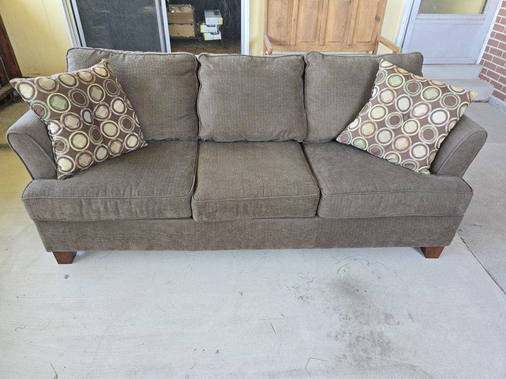 Comfy, sturdy couch