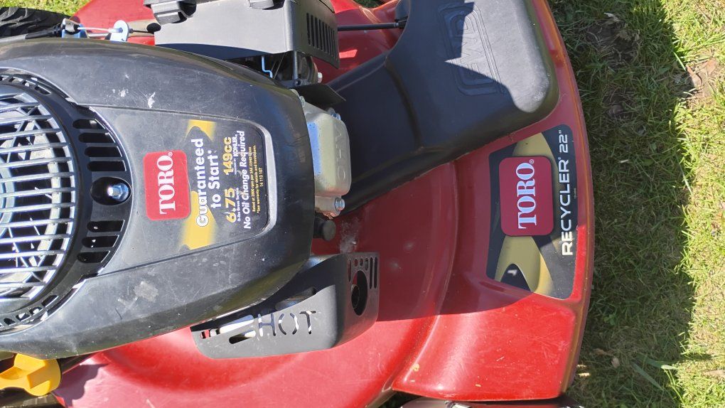 Toro recycler 22 " self propelled lawnmower