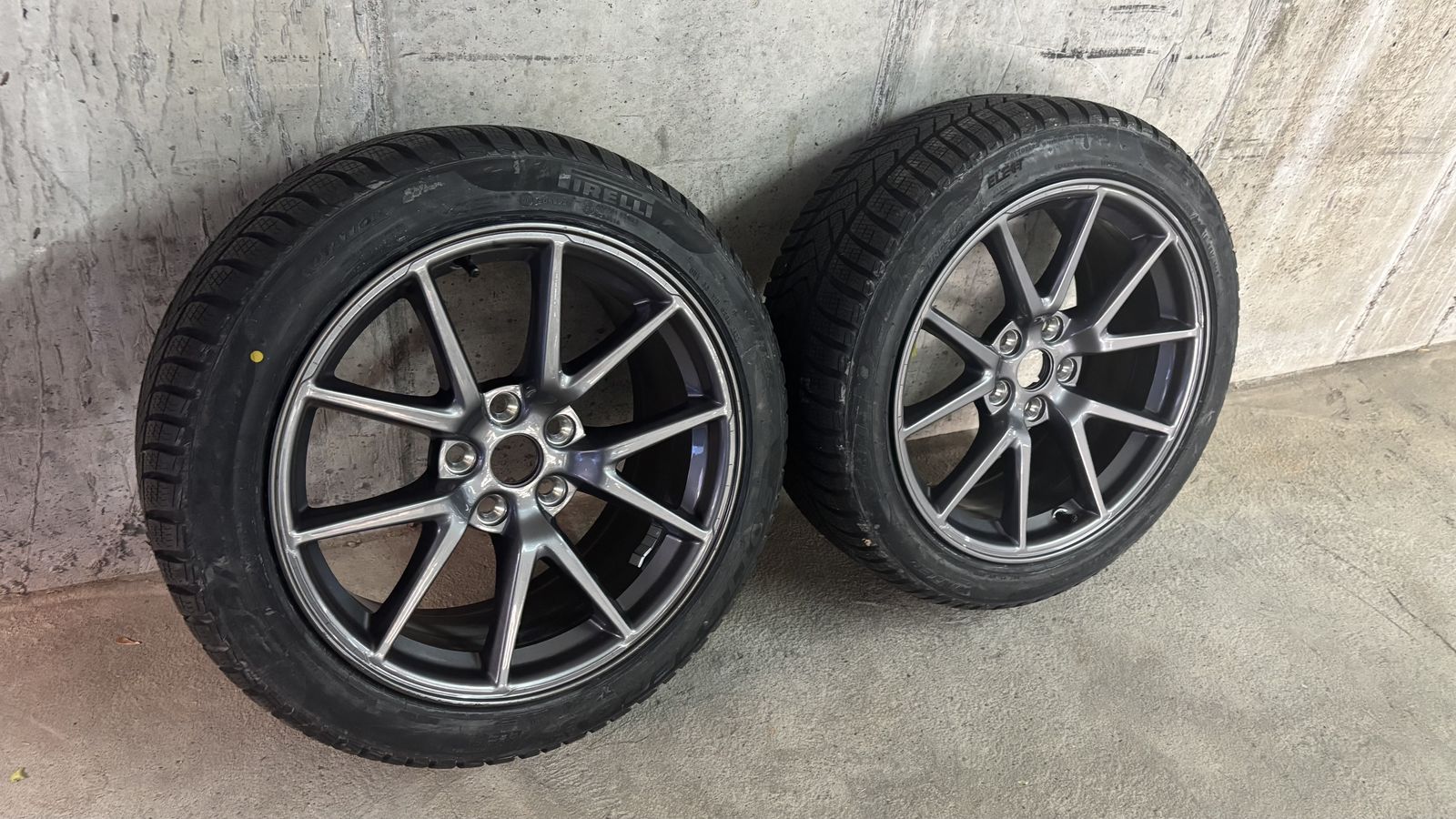 Tesla Model 3 18" Aero wheels and Pirelli SottoZero winter tires