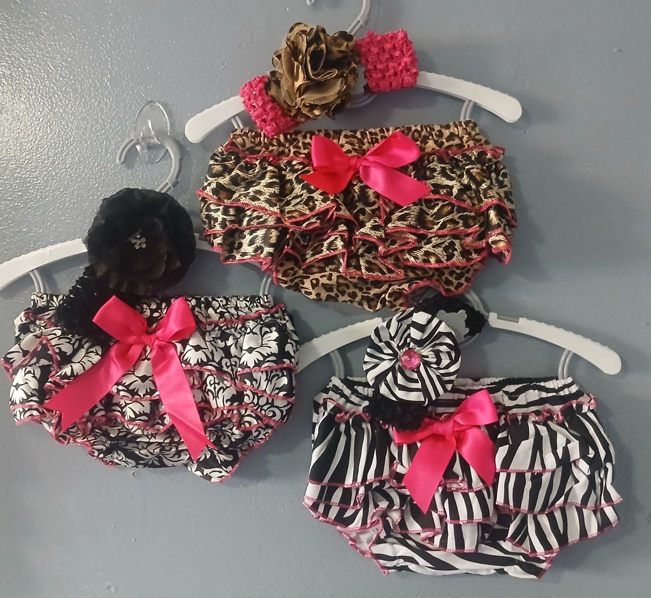 Boutique sale!Baby bloomers (s,m,l)