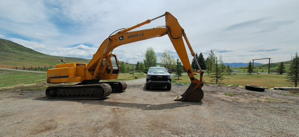 1996 John Deere 690 D LC excavator