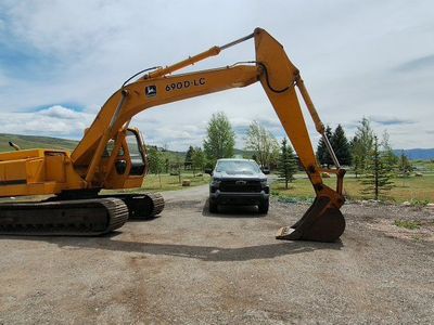 1996 John Deere 690 D LC excavator