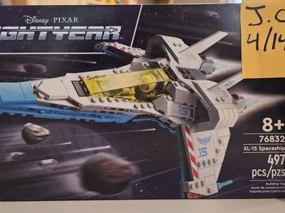 LEGO Disney Set 76832 - XL-15 Spaceship (2024)
