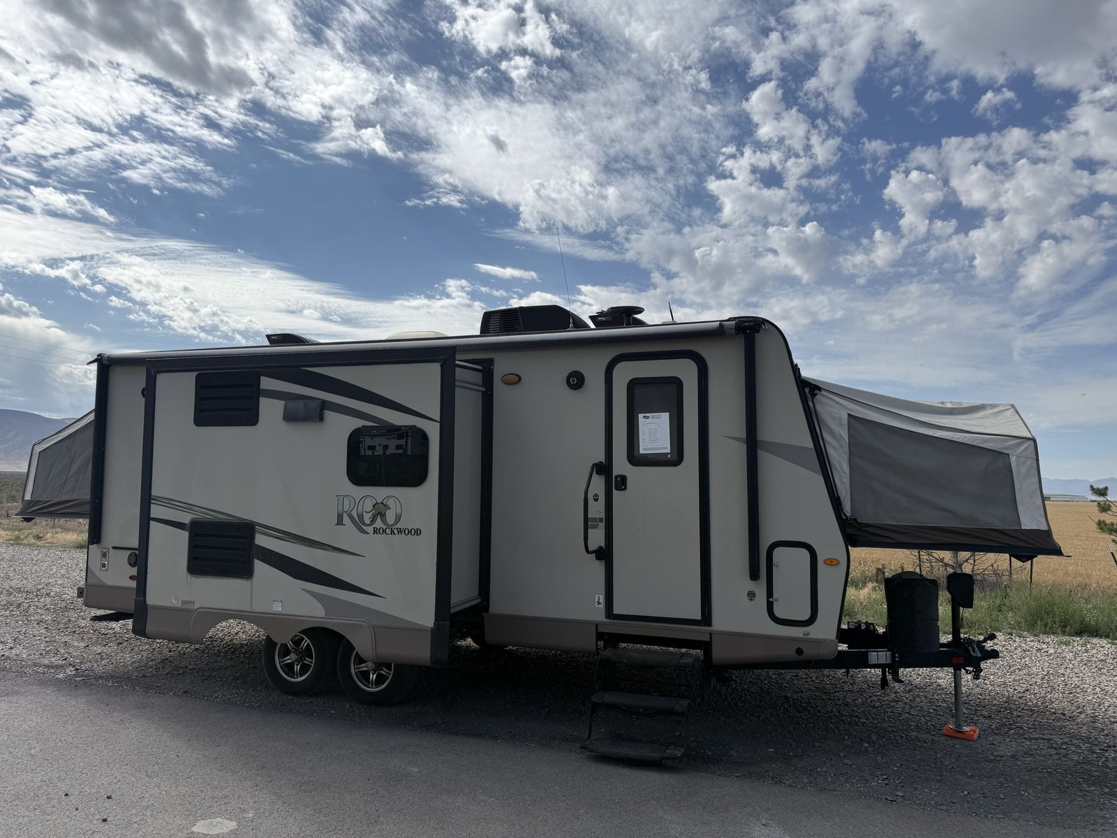 2019 Rockwood Roo Hybrid Double Slide Out