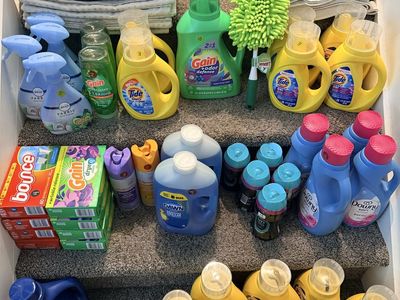 Brand new laundry detergent, scent beads and more