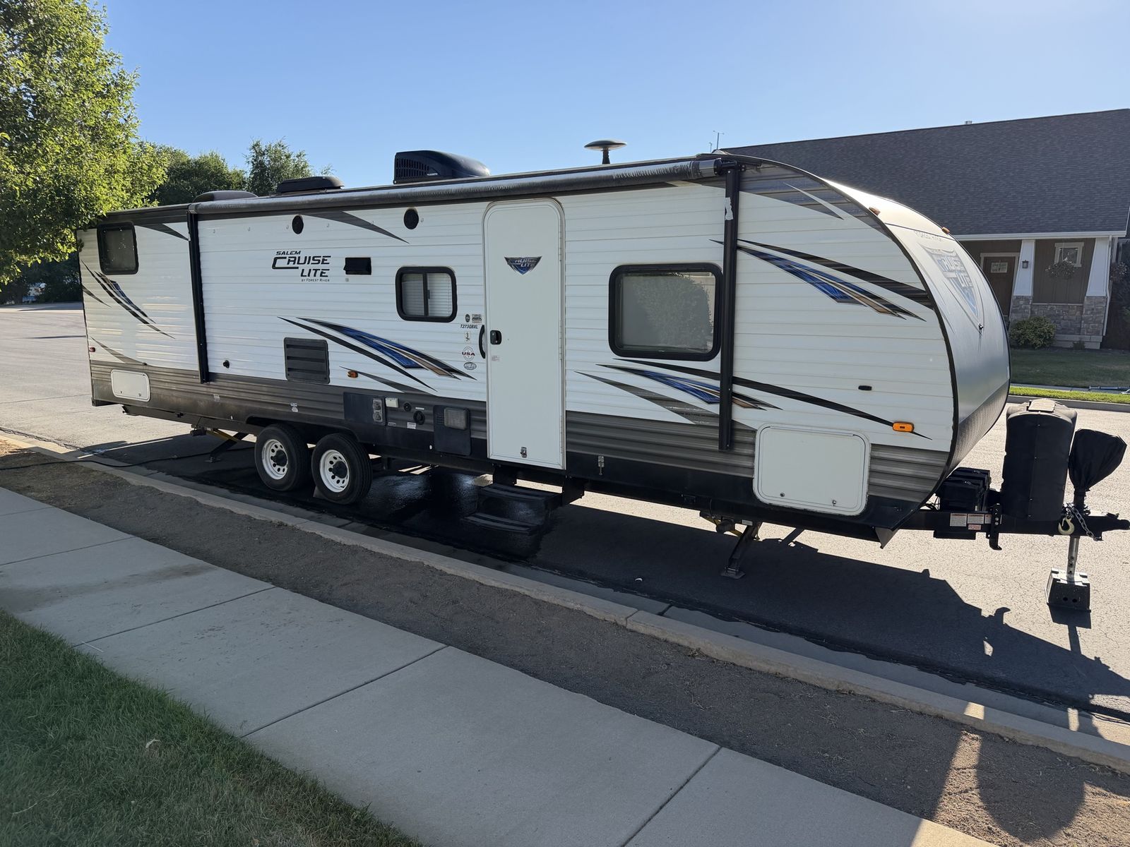 2017 Salem Cruise Lite Travel Trailer - Bunk Room!