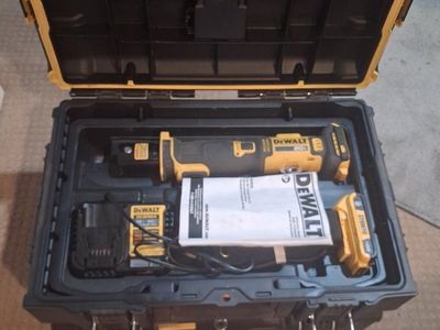 DEWALT Compact Press Tool Jaw Kit 1/2" - 1 1/4" CTS for DCCT470 & DCE200 Tools