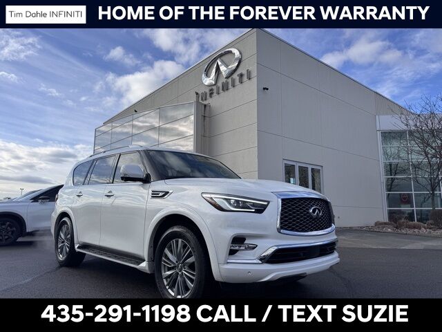 2022 Infiniti QX80 Luxe