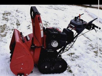 As new Honda 928 Snow Blower - (Used a few times)