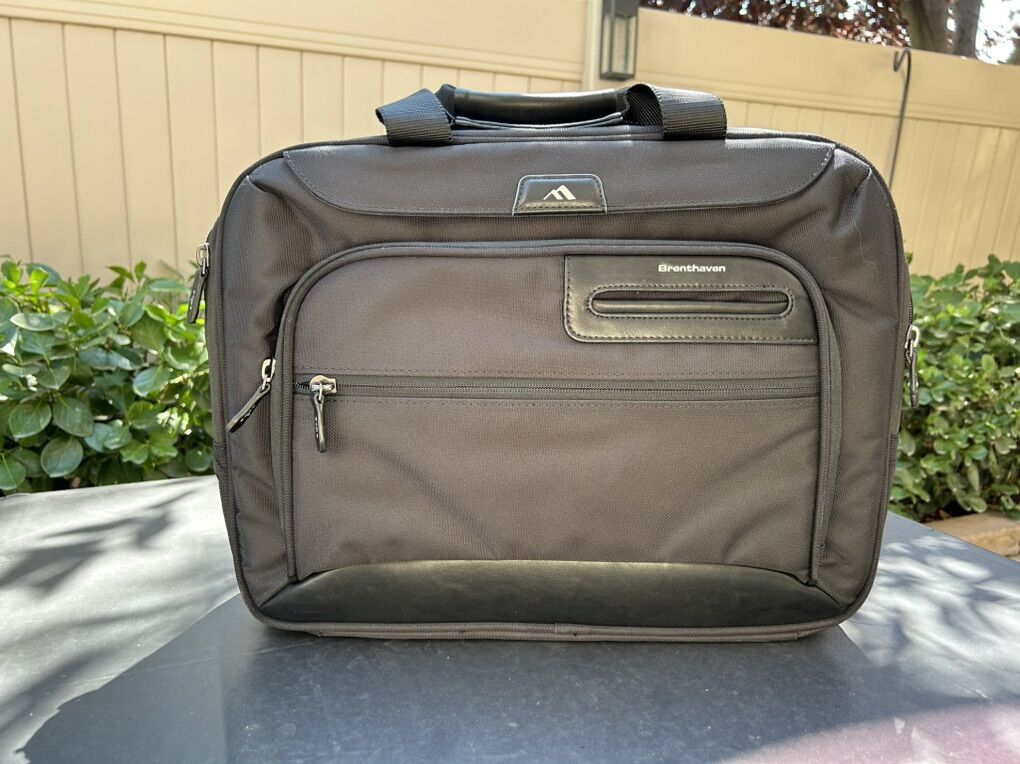New Brenthaven Computer Bag