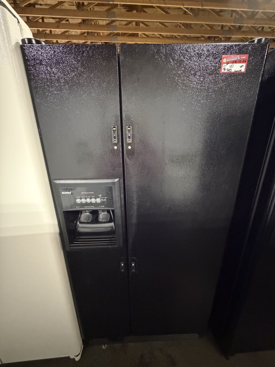GREAT FOR YOUR GARAGE! KENMORE SIDE BY SIDE FRIDGE