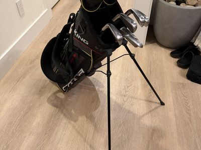 Cobra VT Junior 9pc Golf set w bag