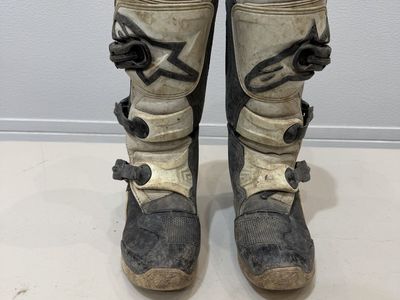 Alpinstars Tech3 Youth Boots SIze 2