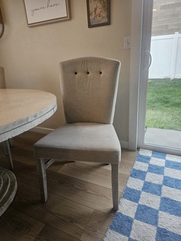 set of 6 kitchen chairs. asking $60 obo
