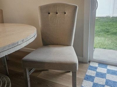 set of 6 kitchen chairs. asking $60 obo