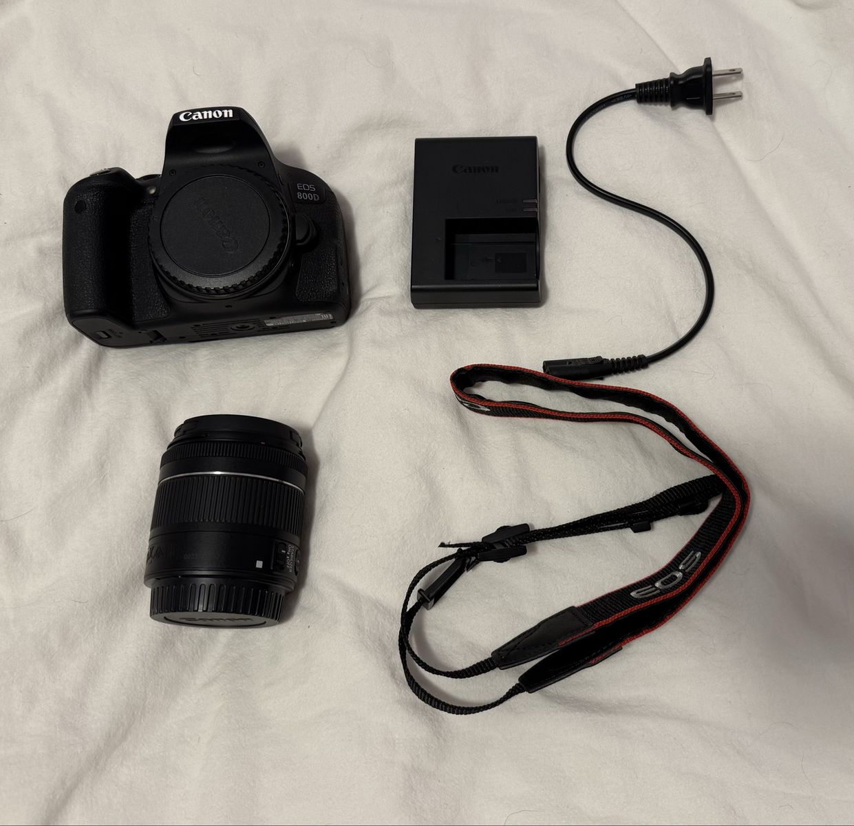 Canon EOS Rebel T7i (800D) DSLR Camera