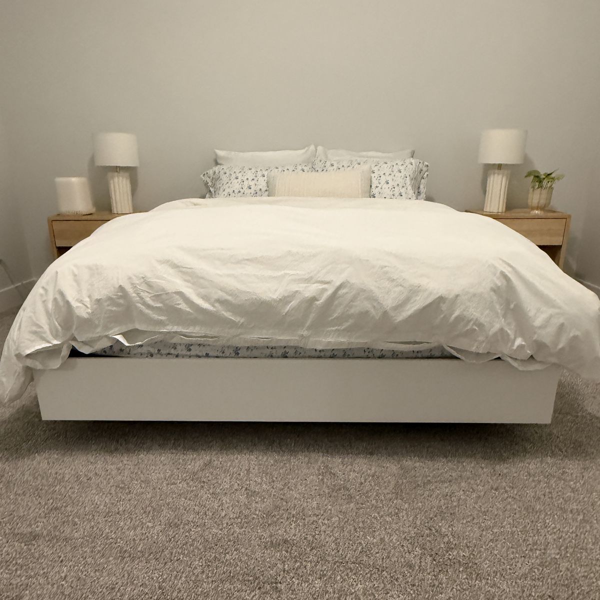 White Nexera Queen Floating Platform Bed Frame