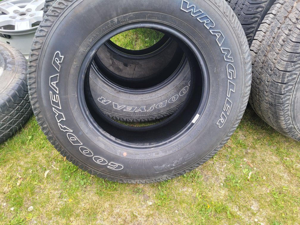 Goodyear wrangler all season tires 255/75-17