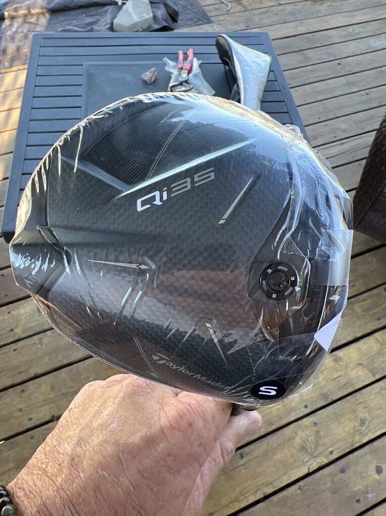 Taylormade Qi35 Driver