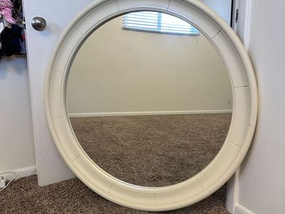 White Wood Circular Mirror