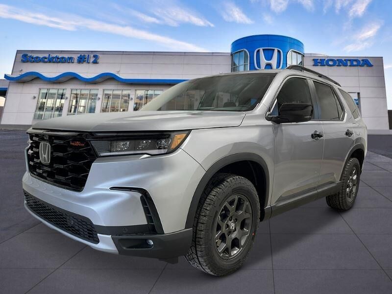 2025 Honda Pilot TrailSport