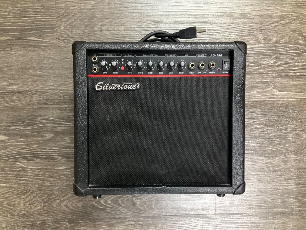 SILVERTONE AG-15R GUITAR AMP