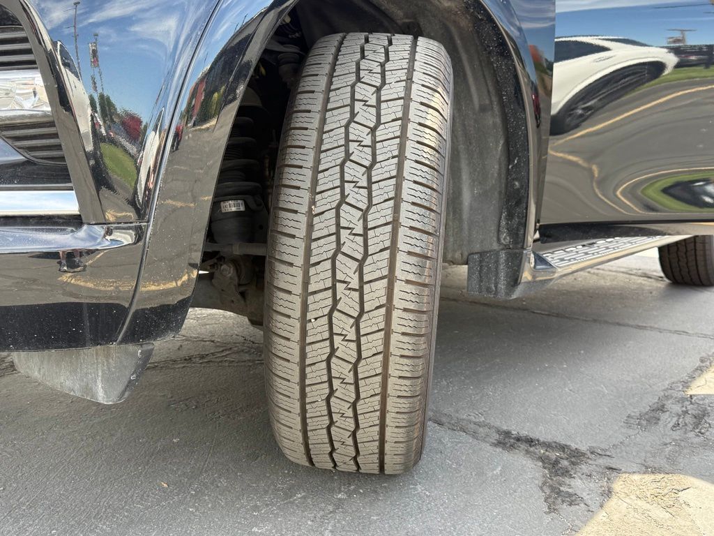 Main image 37
