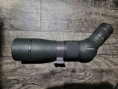 Vortex Razor Ultra HD 22-48x65 Angled Spotting Sco