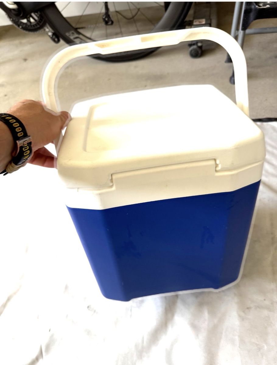 12qt small igloo cooler