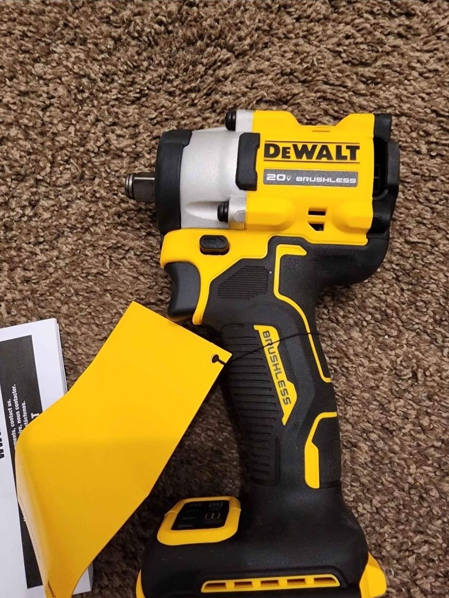 New Dewalt Atomic 20V MAX 1/2in. Impact Wrench