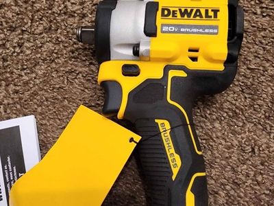 New Dewalt Atomic 20V MAX 1/2in. Impact Wrench