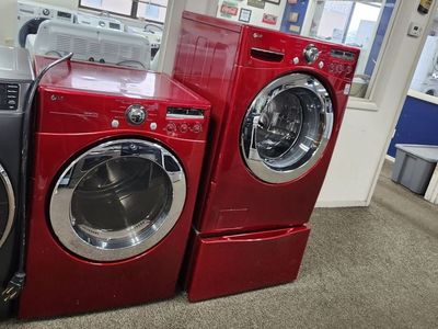 NICE LG RED LG FRONTLOAD WASHER AND ELECTRIC DRYER SET! W-WARRANTY