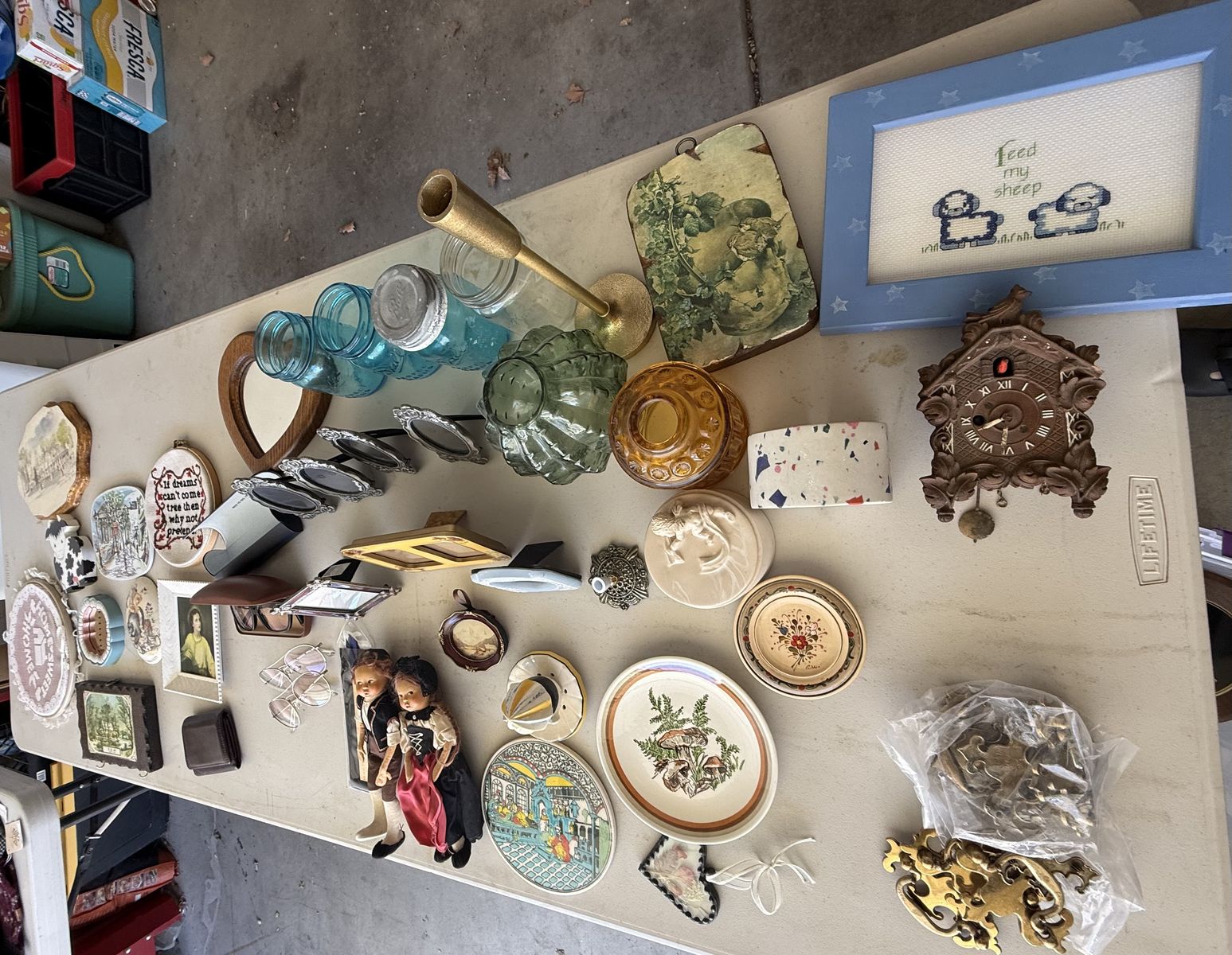 Daybreak garage sale