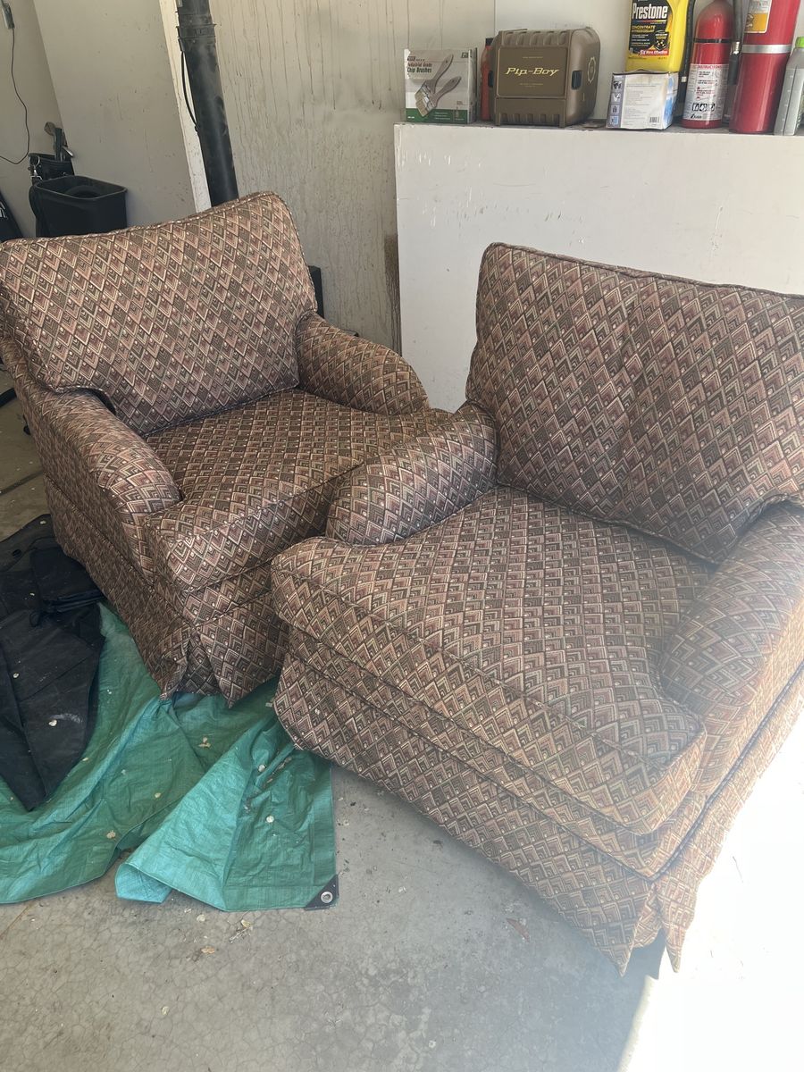 Free couches